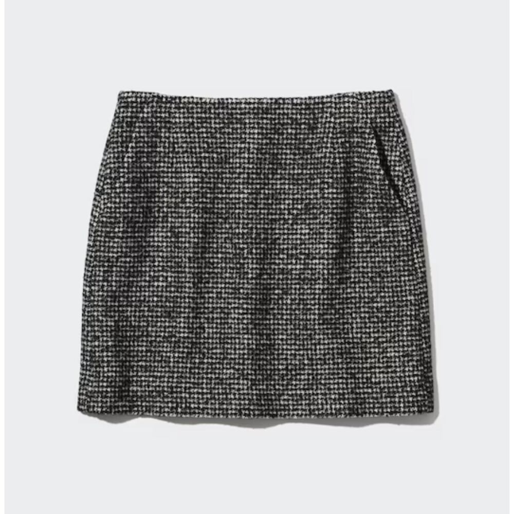 UNIQLO Winter Mini Tweed Skirt